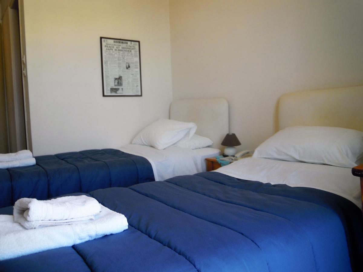 Blue Dolphin Hotel บาทซี ภายนอก รูปภาพ