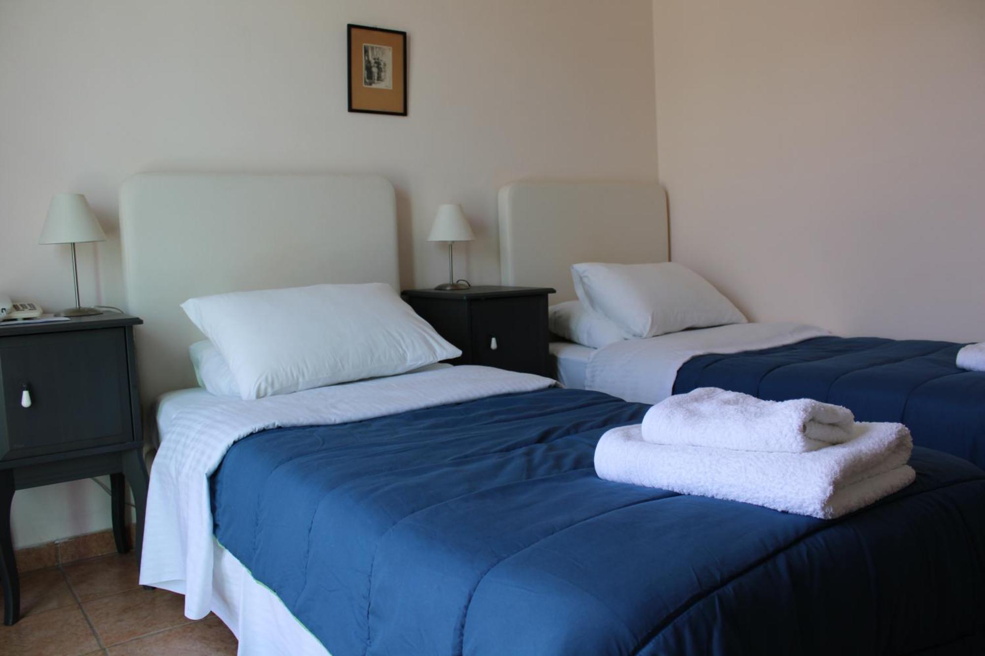 Blue Dolphin Hotel บาทซี ภายนอก รูปภาพ