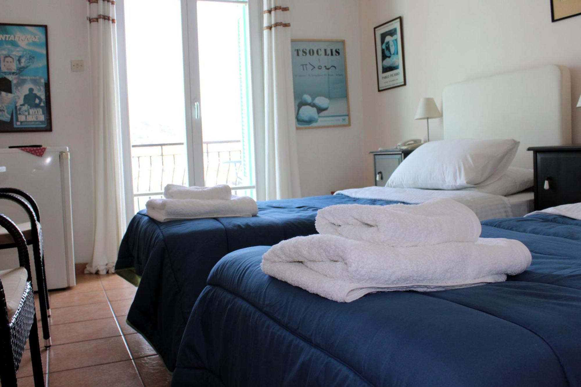Blue Dolphin Hotel บาทซี ภายนอก รูปภาพ